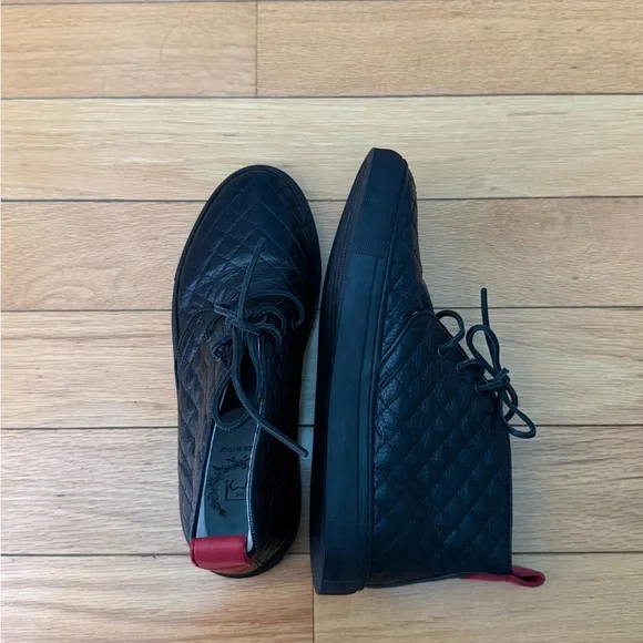 Del Toro black quilted leather chukka sneakers